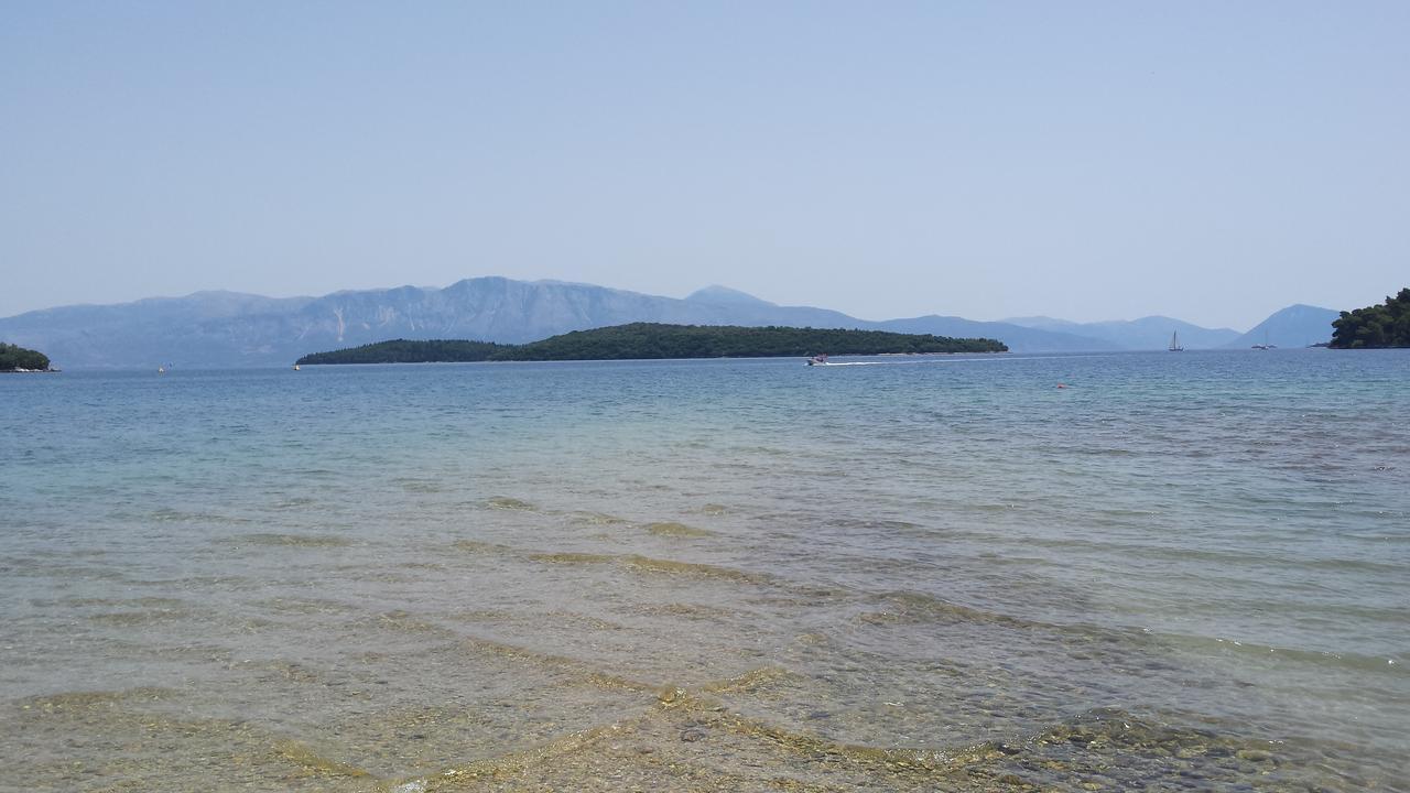 Palmyra Beachfront Studios 奈德里 外观 照片